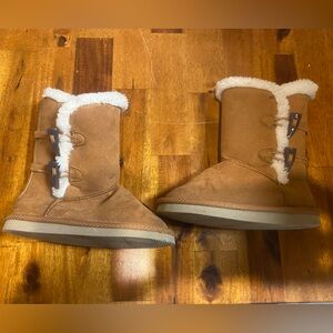 Kids size 10 boots